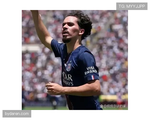 维蒂尼亚成巴黎中场新核心 欧冠传球成功率超九成 维蒂尼亚成巴黎中场新核心 欧冠传球成功率超九成