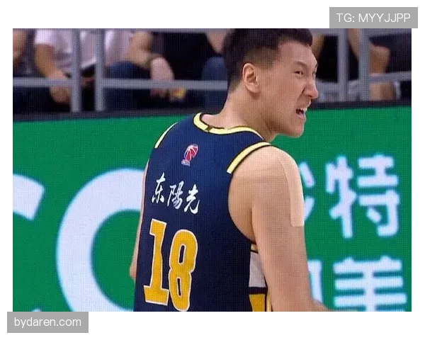 杜润旺关键前场篮板，广东拼抢积极性弥补身高劣势